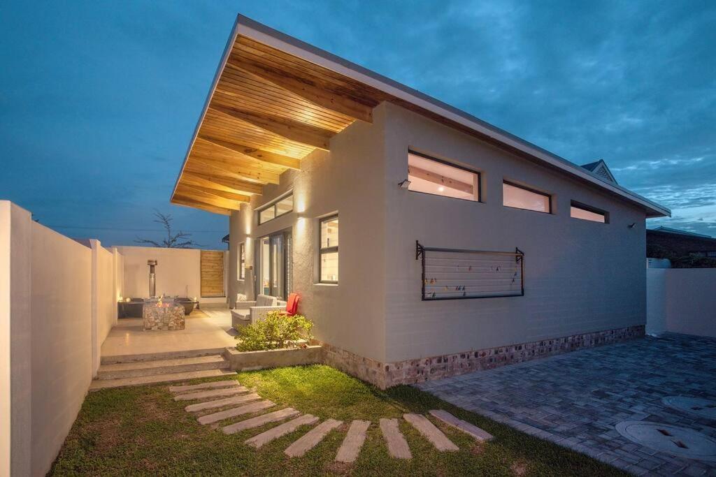 Mountain And Sea Cottage Hermanus Dış mekan fotoğraf